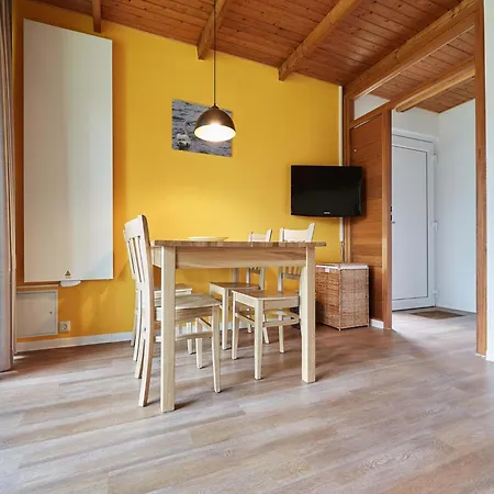 בית נופש Log In The Baltic Sea Of Dampland *